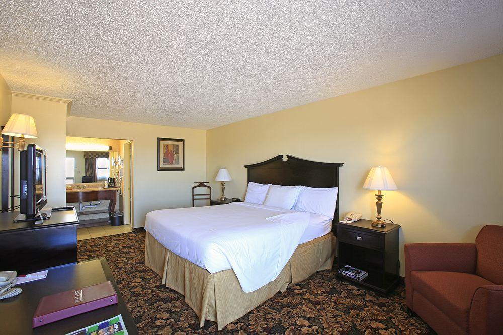 Plaza Inn Midland Exteriér fotografie